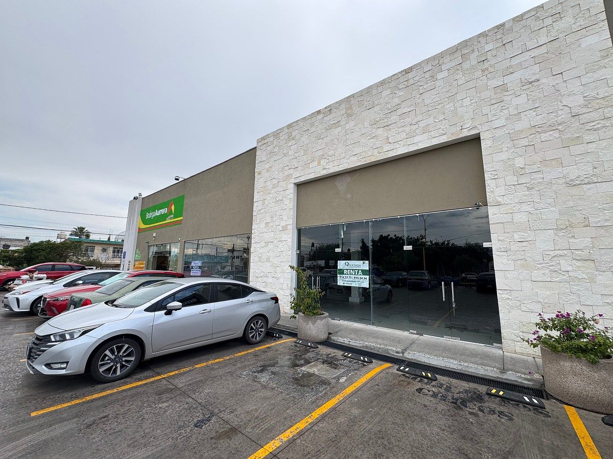 Local comercial sobre Av Heroe de Nacozari, en Aguascalientes