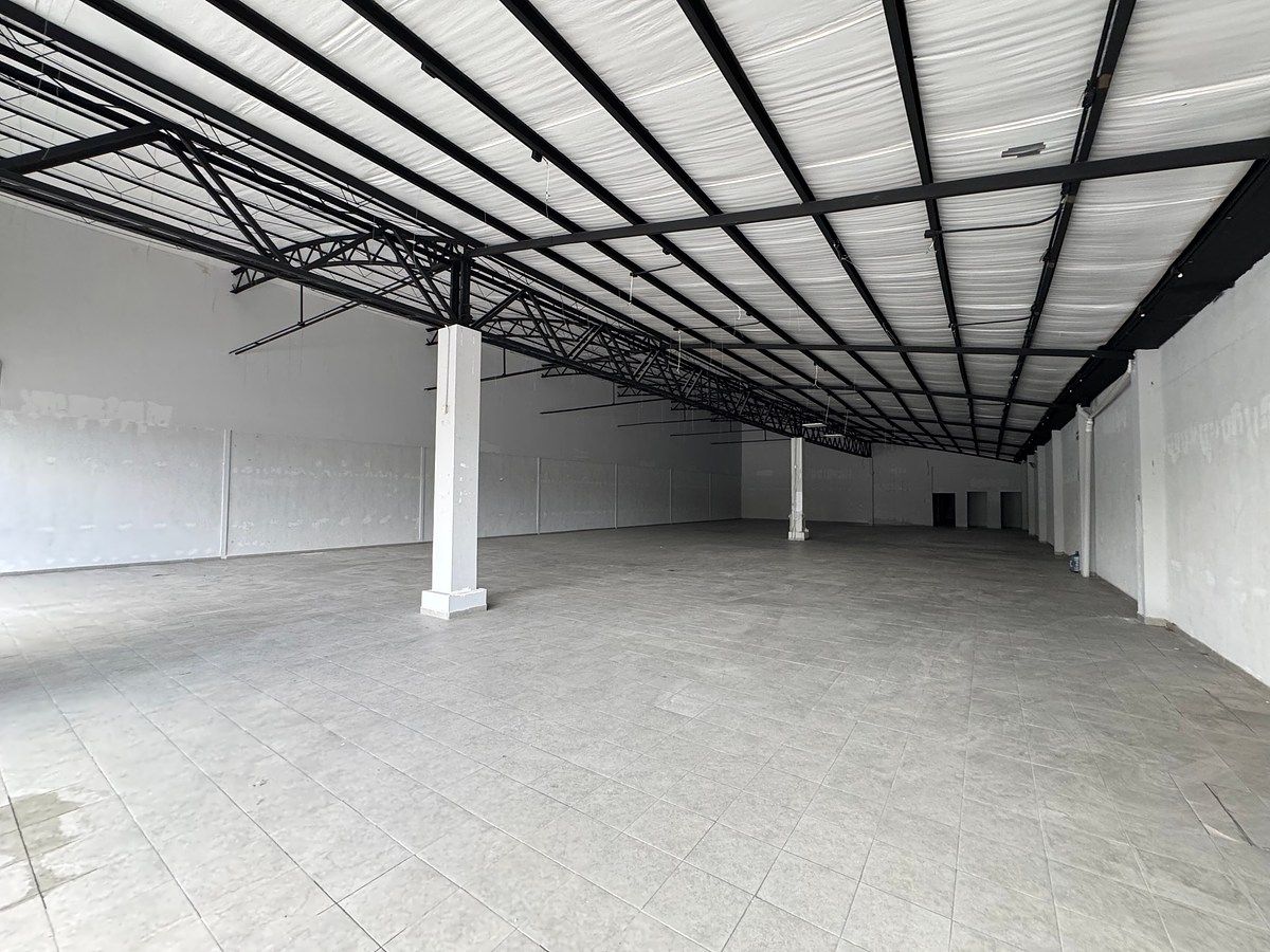 Local comercial sobre Av Heroe de Nacozari, en Aguascalientes