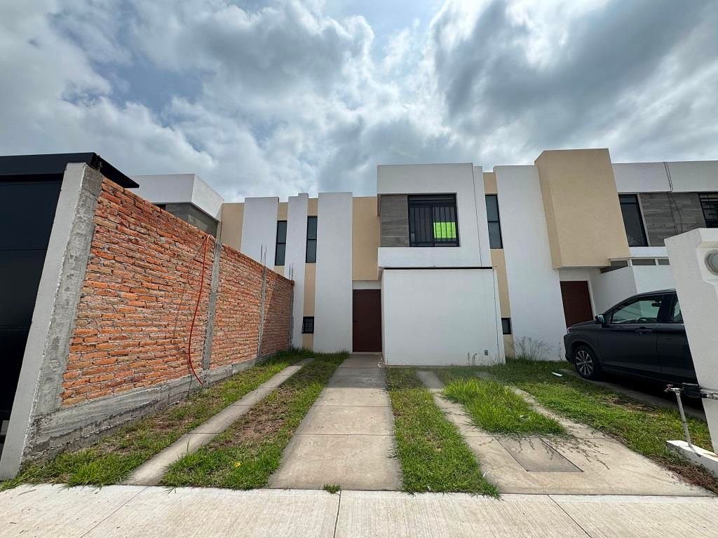 Casa en renta La Cartuja, zona Norte Aguascalientes