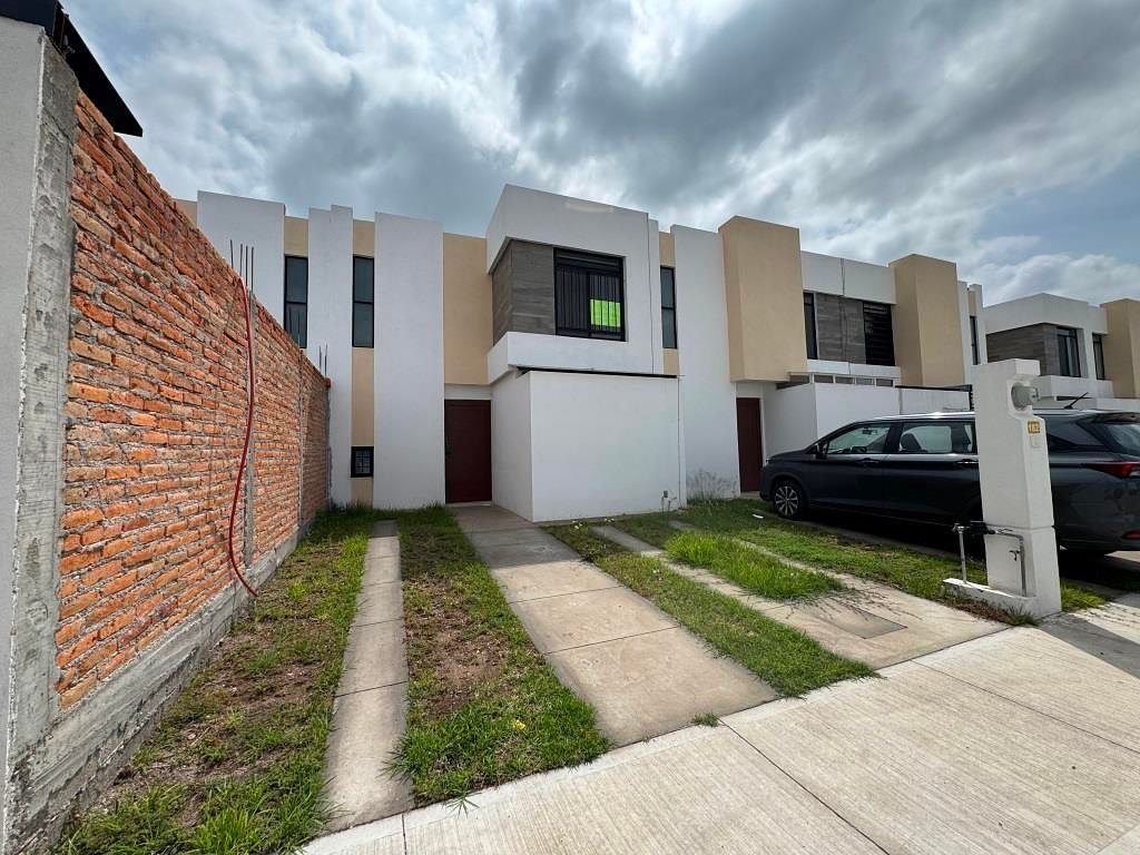 Casa en renta La Cartuja, zona Norte Aguascalientes