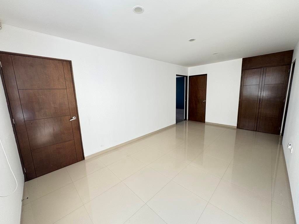 Casa en renta en la zona norte de Aguascalientes, 4 recamaras, Priv Alamo