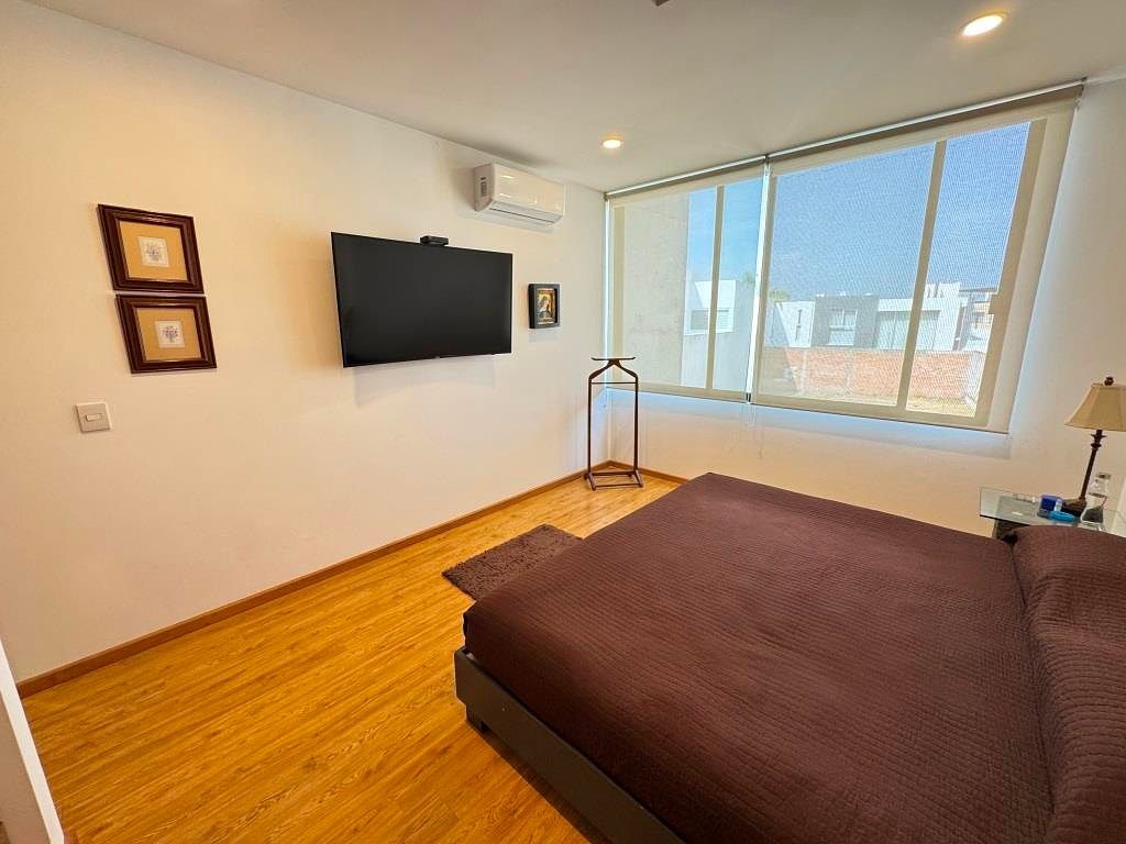 Casa en venta en Punta del Cielo Aguascalientes, en esquina