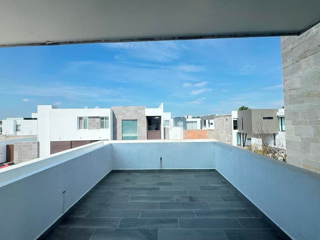 Casa en venta en Punta del Cielo Aguascalientes, en esquina