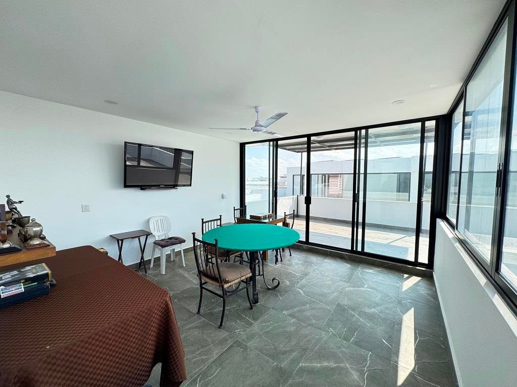 Casa en venta en Punta del Cielo Aguascalientes, en esquina