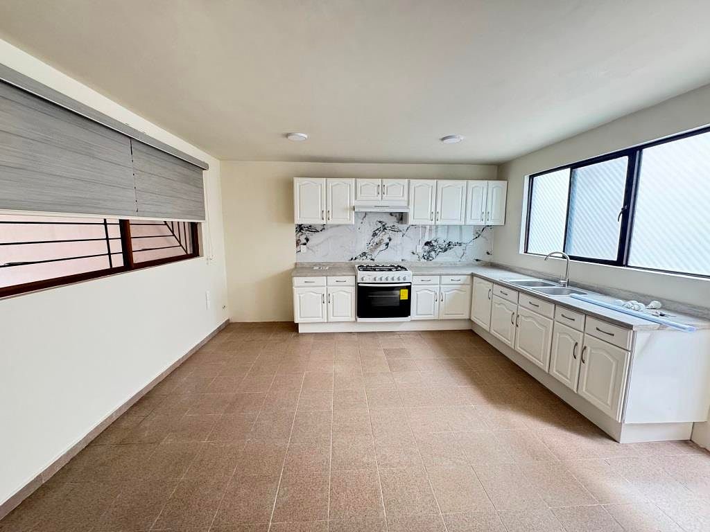 CASA EN RENTA EN ZONA NORTE DE AGUASCALIENTES, BOSQUES DEL PRADO SUR