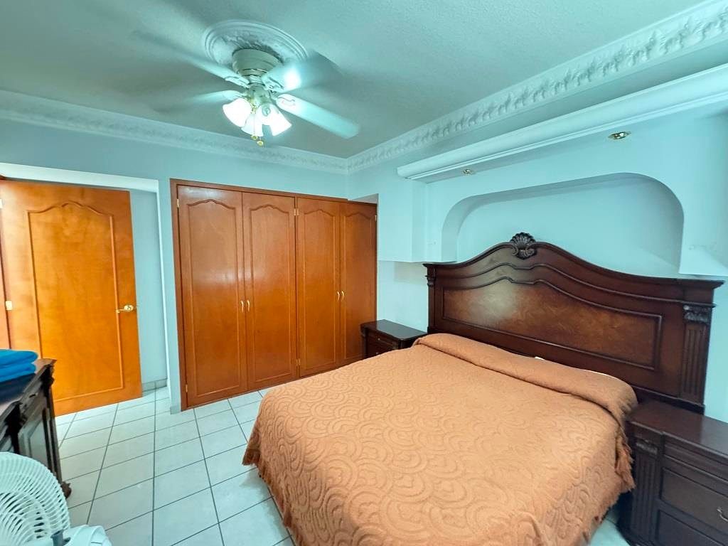 Casa en venta , Fracc Heroes frente a estadio Romo Chavez