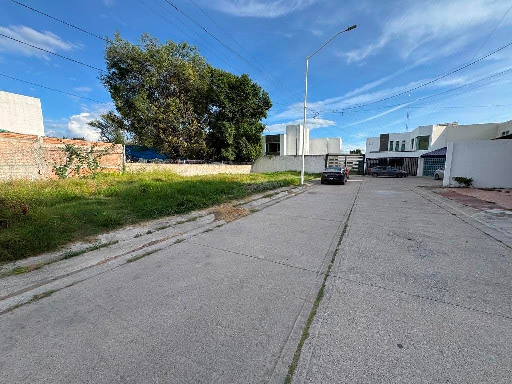 Terreno en venta en Fracc Rio San Pedro en Aguascalientes, excelente zona