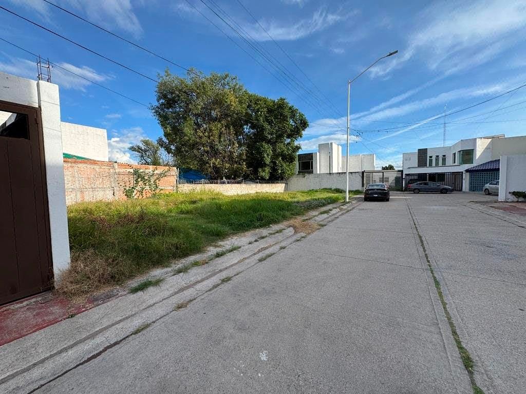 Terreno en venta en Fracc Rio San Pedro en Aguascalientes, excelente zona