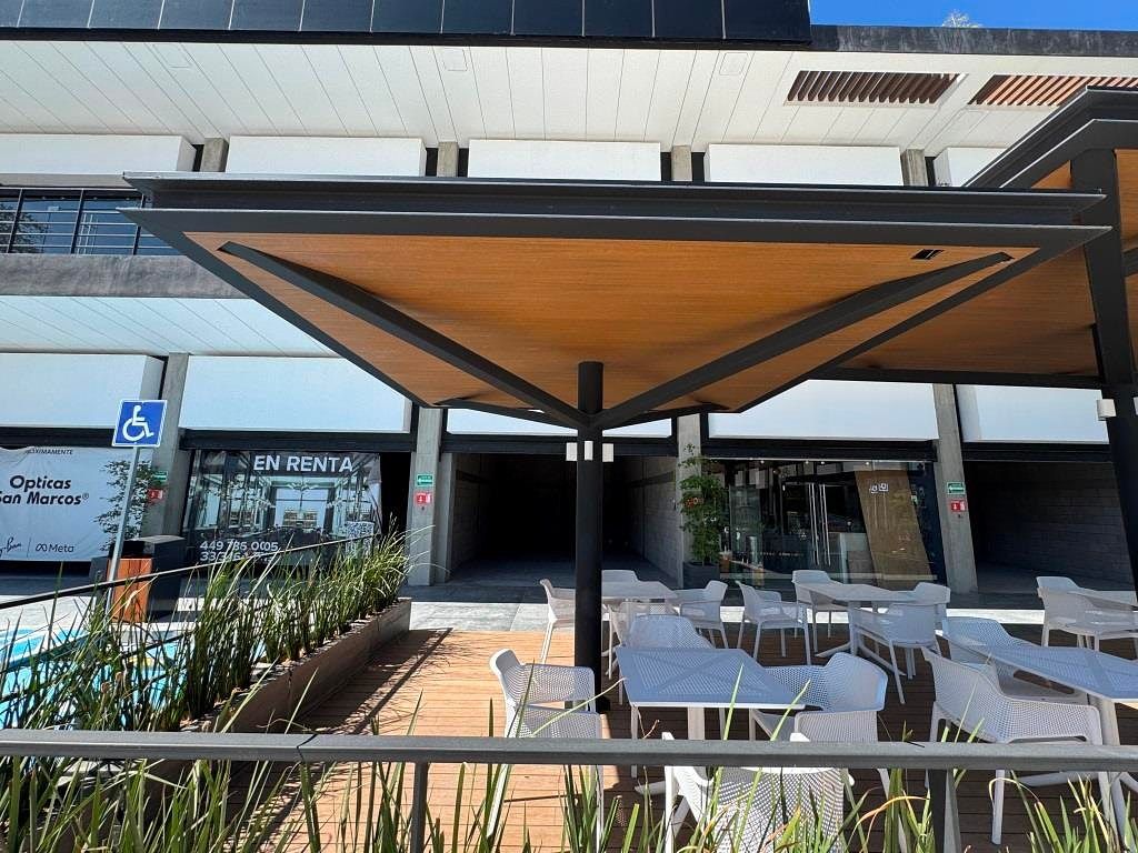 Local comercial en renta para giro de comida, cafeteria en Punto St Angelo
