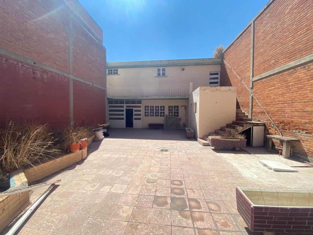 Finca comercial en el corazón del centro histórico. (Venustiano Carranza)