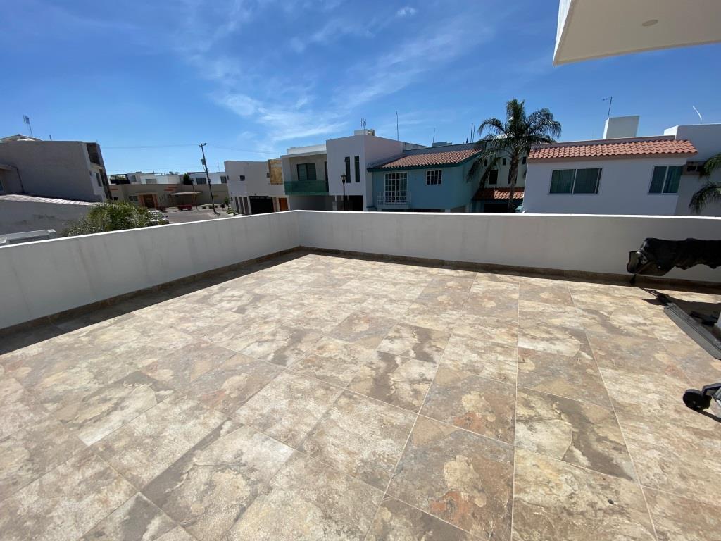 Innovadora casa en zona poniente de Ags