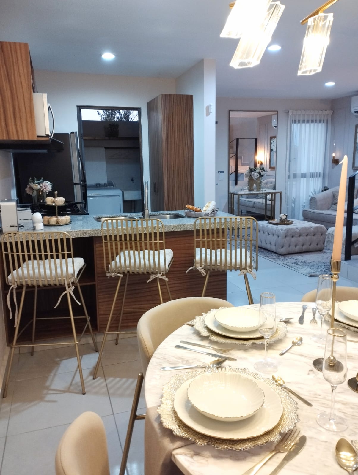 Casa Nueva Zona Poniente, Zona De Gran Plusvalía (ZAIRA)