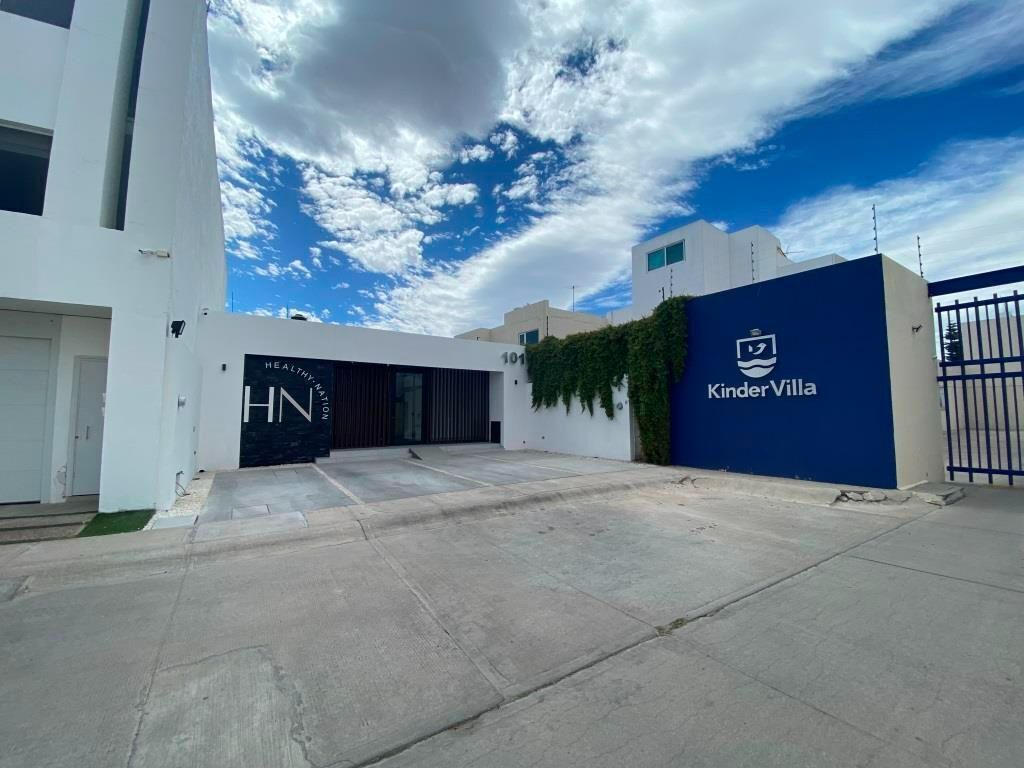 Consultorios nuevos en renta, dentro de centro medico, Fracc. La Querencia